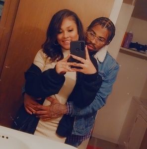 Meet your Posher, Cassandra an